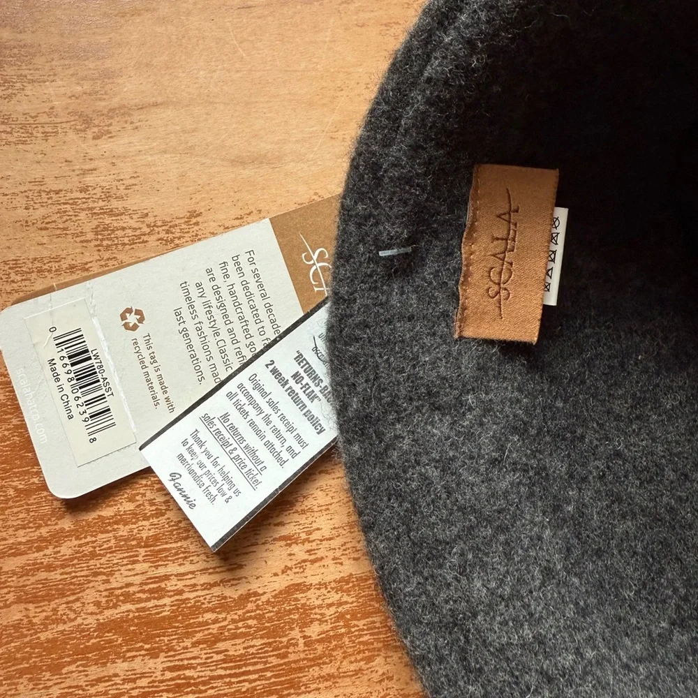 NWT 100% Wool Gray Scala Hat - Picture 10 of 10